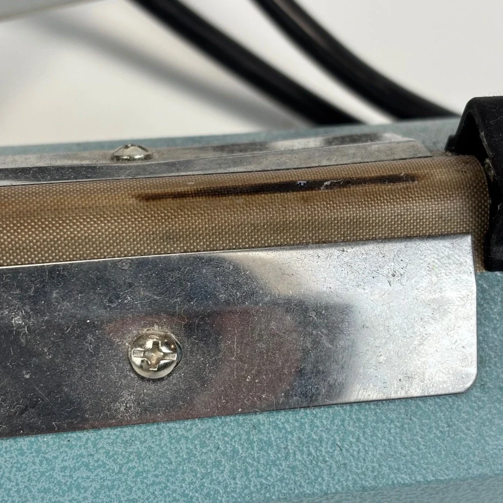 ULine H-163 Impulse Sealer 8
